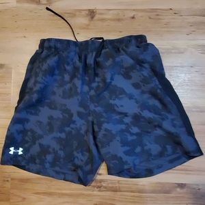 Under armour gym shorts large
